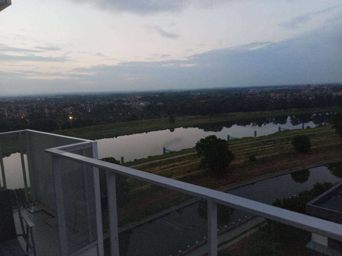 Wroclaw Penthouse Views Odra And City Center 외부 사진